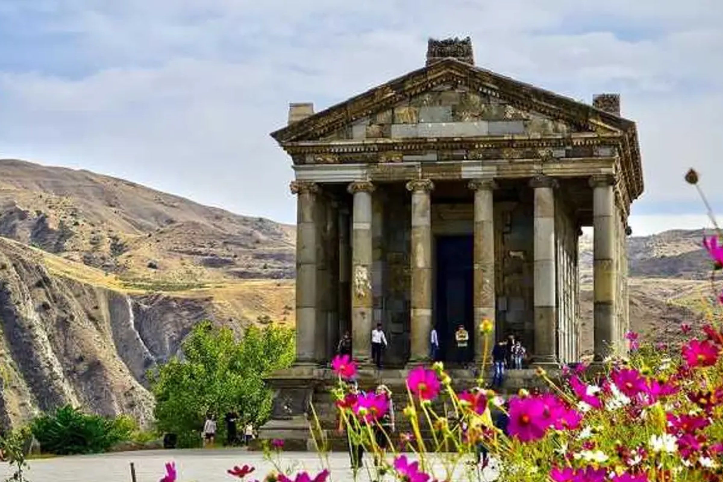 From Yerevan: 4.5-Hour Garni-Geghard Tour